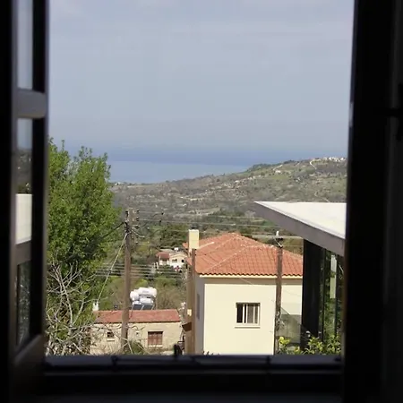 Marmaras Guest house Lysos