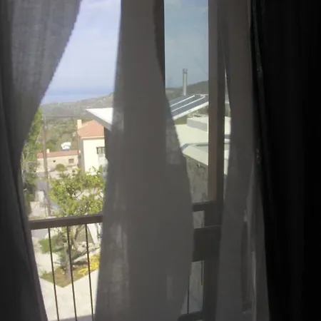 Marmaras Guest house Lysos