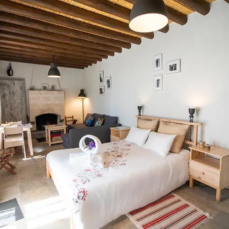 Guest house Marmaras Lysos